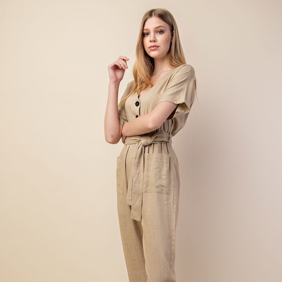 Gilli Casual & Cute NWT Natural Jumpsuit - Picture 2 of 8